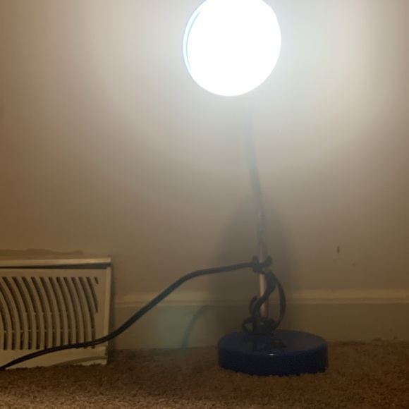 Blue Intertek LED desk lamp - Picture 3 of 3